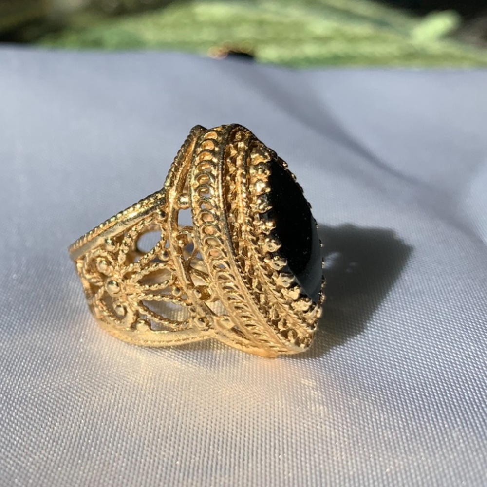 Ring and earrings set